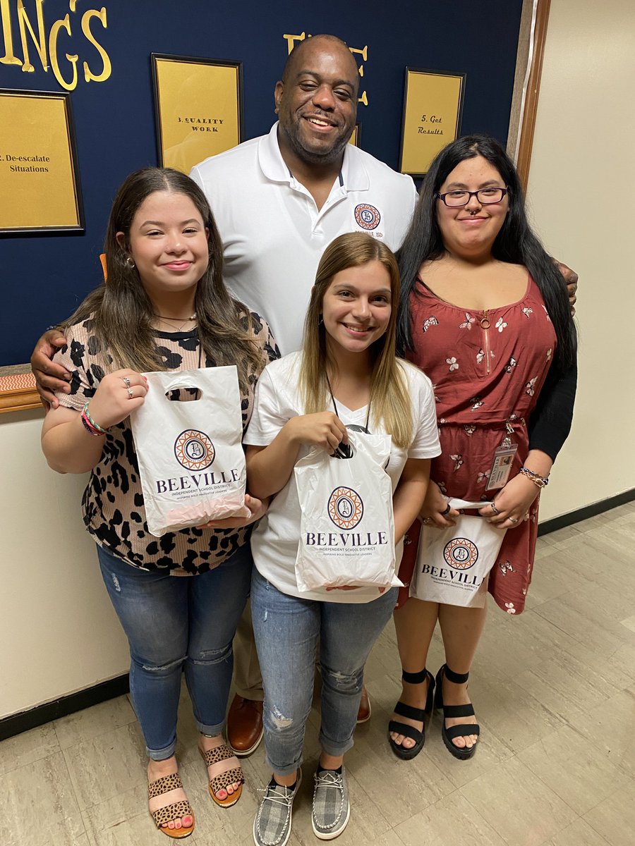 BeevilleISD's tweet photo. So this just happened and we couldn’t be more excited! We just hired three of our @BISDACJ @Beevillecte education program students to work at @BISDRAH R.A. Hall WHILE enrolled in high school! Congratulations! #GrowYourOwnProgram #BEEtheWHY https://t.co/rPbSh5QQVM