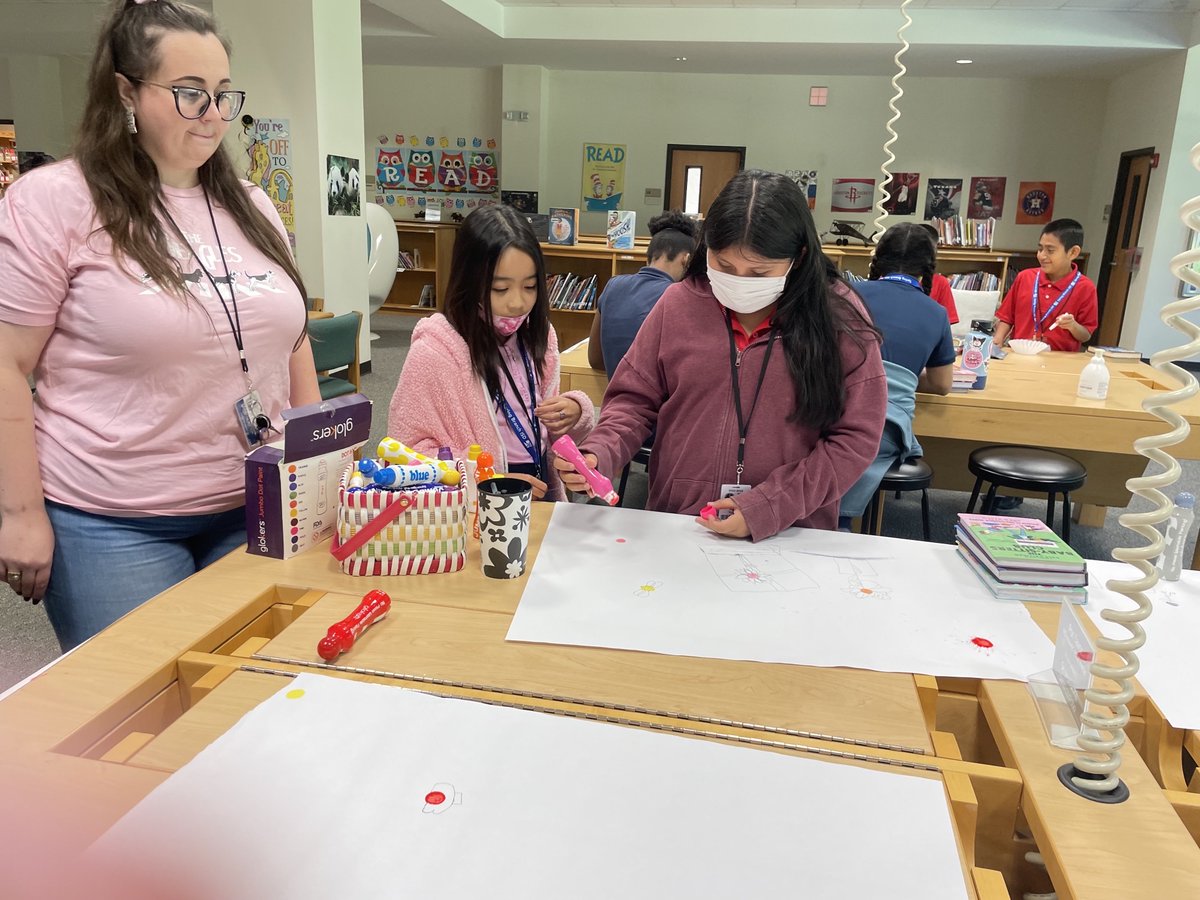 WoodviewLibrary tweet media