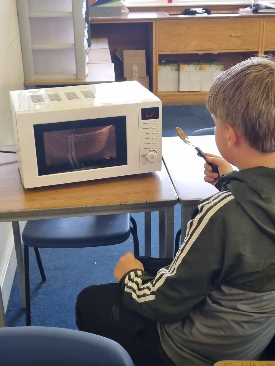 MissGmaths's tweet photo. S3 boys group practising their Numeracy and Literacy skills! Weighing and Measuring and creating recipes and instructions! Making crispy cakes! https://t.co/a0nz4Ji2xp