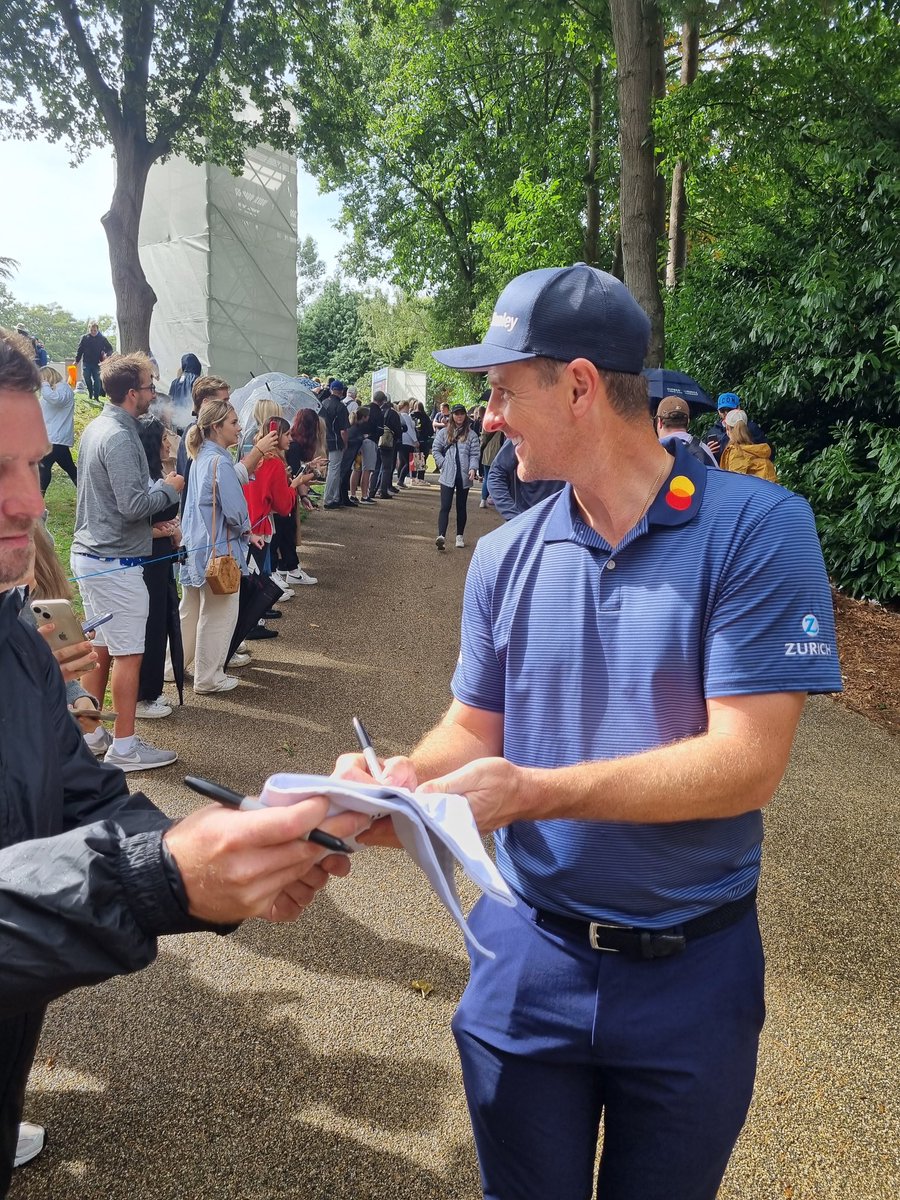 Gilo____'s tweet photo. Another great day at @BMWPGA this time with the pleasure of my beautiful daughter @Jodieelisabeth1 for company. Although, she was more interested in @NiallOfficial.
First time watching the #ProAmDay & it was thoroughly enjoyable. @JustinRose99 #Golf πββοΈ https://t.co/6dGkR08qcR
