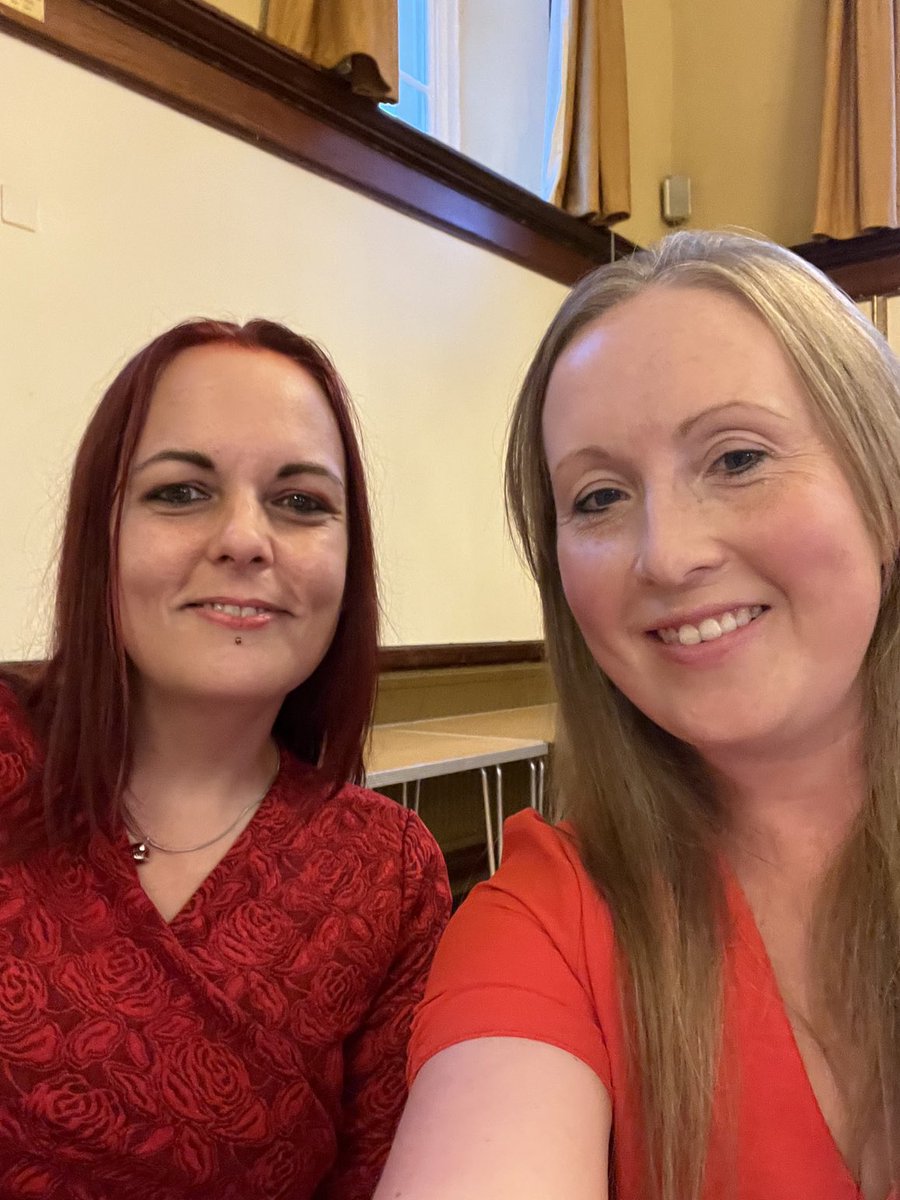 AubreyAngharad's tweet photo. Great to be at Neath Great Fair tonight for the opening ceremony 😊. The fair has been going for hundreds of years and has such historical importance in Neath @DavidReesMS @Stephleesi
Also catching up with my local PC about local issues in Skewen #neathfair https://t.co/a0sBPiOaY4