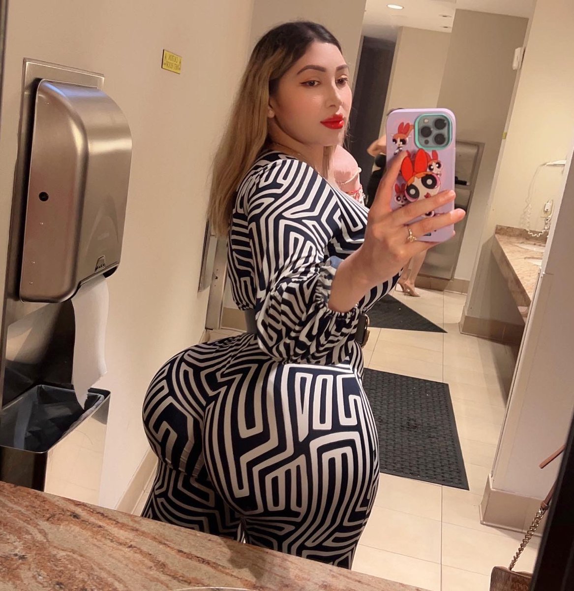 Deisygarcia misscurvydoll Twitter Profile Sotwe