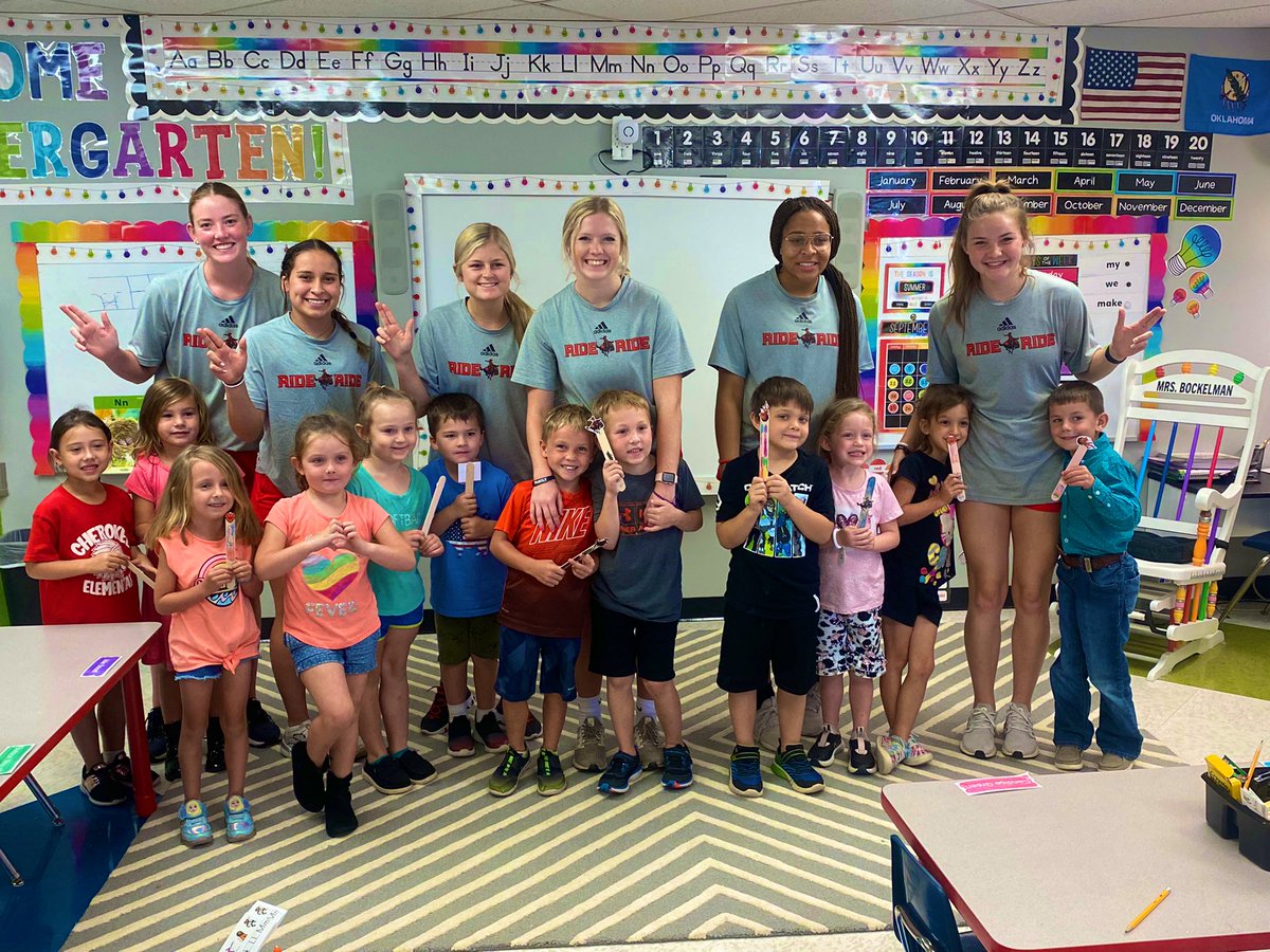 NWOSUWBB's tweet photo. “Reading with the Rangers” stopped in at Cherokee Elementary to hang out with some super cool Pre-K and Kindergarteners this afternoon! 📚❤️

Thanks for letting us come hang out, read some books, and make some awesome Ranger bookmarks! https://t.co/q1zPRBmgo2