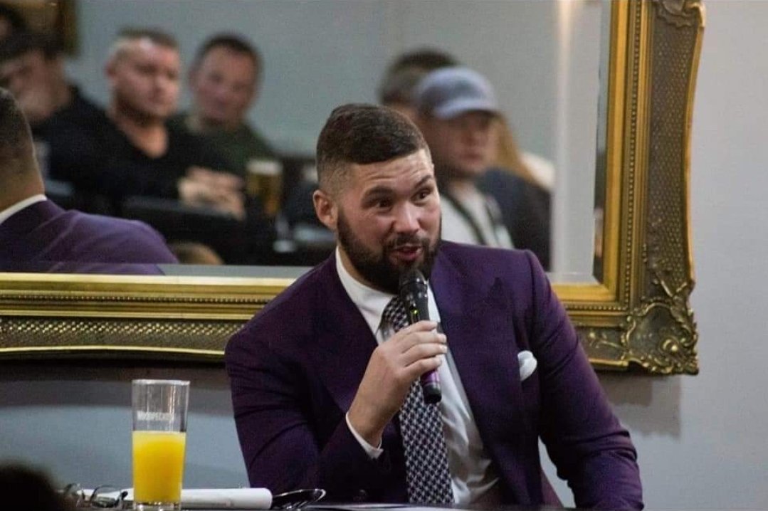 Jonny_Hayes18's tweet photo. 2.5 years ago, a week before lockdown I had 350 in The Alex for an Evening with @TonyBellew 

Been itching to get properly back in the game.. Now's the time.. 

Please give @DiamondPromo11 a follow and this a Retweet please 🙏 https://t.co/Y7OY4s952r