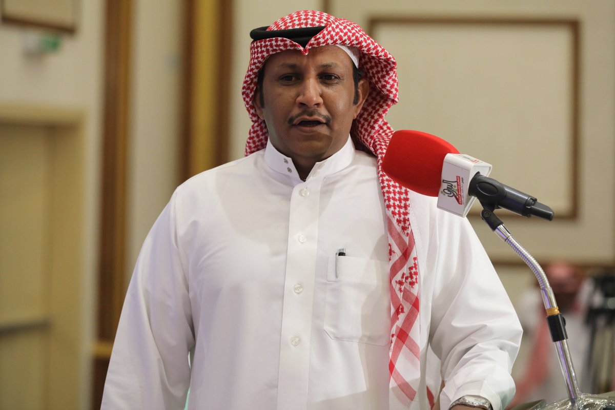 لو على قلبي حديدٍ صلب من حده لحده
والله انك ما تخلينه حديدة مع حديدة

في الوطن كله من الدمام حتى بحر جده
ماعشق الا انتي ولا هانت حكومتنا الرشيدة

#وصل_العطياني