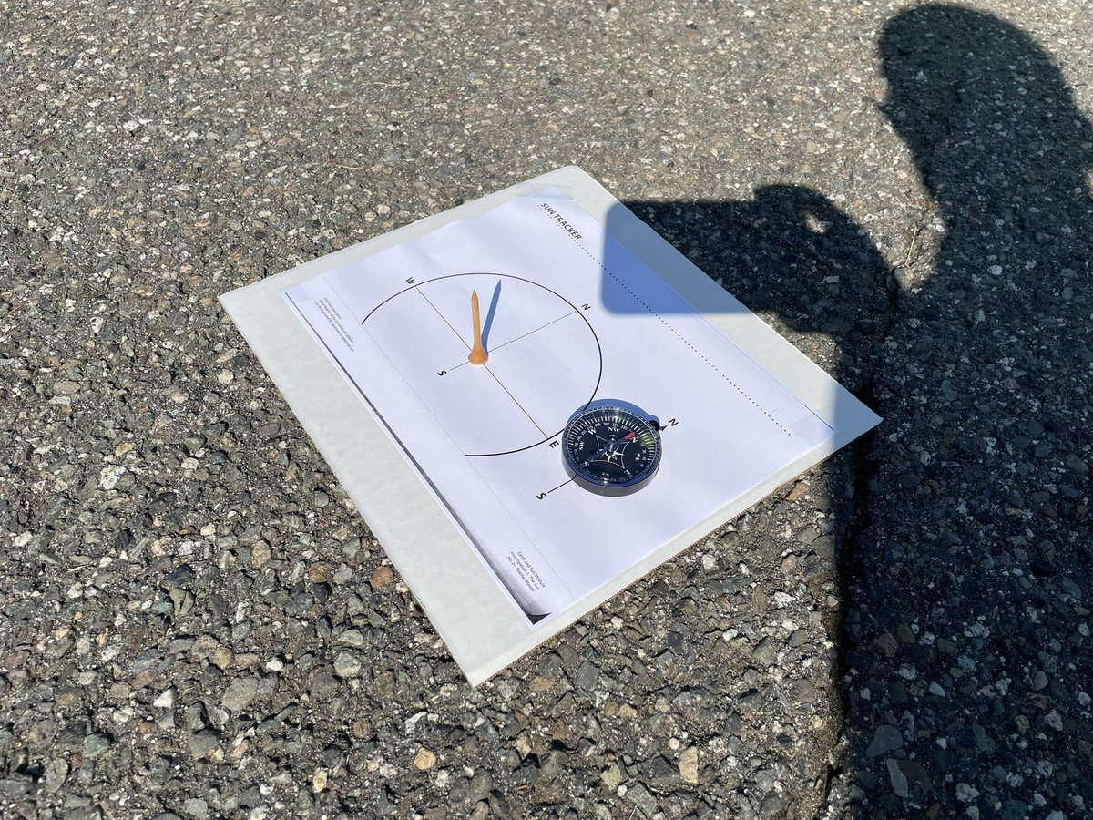 domiller22's tweet image. Sun/shadow tracking at KES, “where learning happens everywhere!” #edchat #earthandsun #FOSS