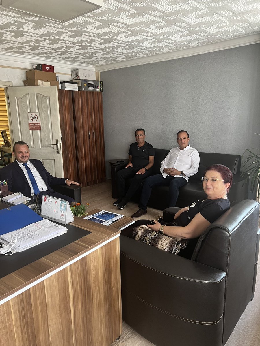 OzenKocasar's tweet photo. Deva partisi Muğla il yönetim kurulu üyesi Hukuk ve Adalet işleri başkanımız  Av.Muhsin ERDEM ‘i ofisinde ziyaret ettik 
@devapartisi @alibabacan @erginsadullah @msatici_ @myeneroglu @emin_ekmen @avidrissahin @mugladeva @GencDevaMugla @emrahcay_48 @cetinntatli @Mehmetgokbel48 https://t.co/nduWSYVZUA