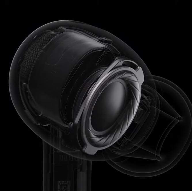 LaCasaDeLaTech's tweet photo. Los nuevos AirPods Pro con ayuda de tu iPhone con sensor TrueDepth, podran escanear tus oidos para darte un audio espacial personalizado, de acuerdo a la forma de tus oídos y cráneo, en pocas palabras papi, van a medir que tan cabezón eres :u https://t.co/LkyykmyJDo