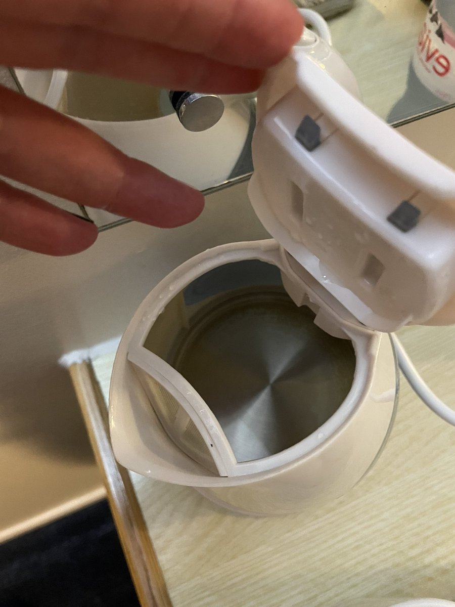 Kat Link tweet media