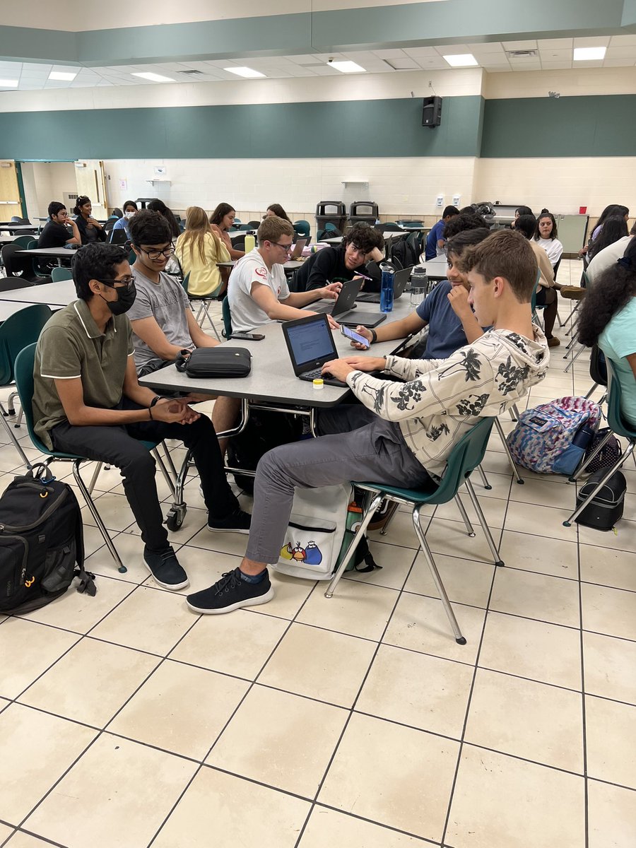bobby__dodd's tweet photo. Kicked off @MasonHSComets Principal Leadership Development club today during #ConnectTime - theme was Active Listening. We read Wheatley’s “Willing to Be Disturbed” & used book study protocols to discuss. Gathered Ss feedback re: Belonging to close meeting. #MasonMoment https://t.co/bK48rQIp20