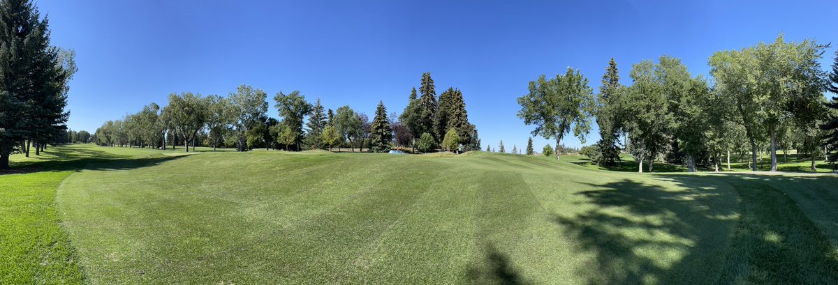 There is more to #dryject than just greens. A great scene yesterday injecting sand into over 4 acres of tees, collars approaches and short stuff around the greens with <a href="/34KCWatkins/">Kerry Watkins</a> <a href="/hurlybird23/">Troy Hurl</a>  <a href="/yyyolehorn/">j Horning</a> and the rest of the Calgary G&amp;C.C team.