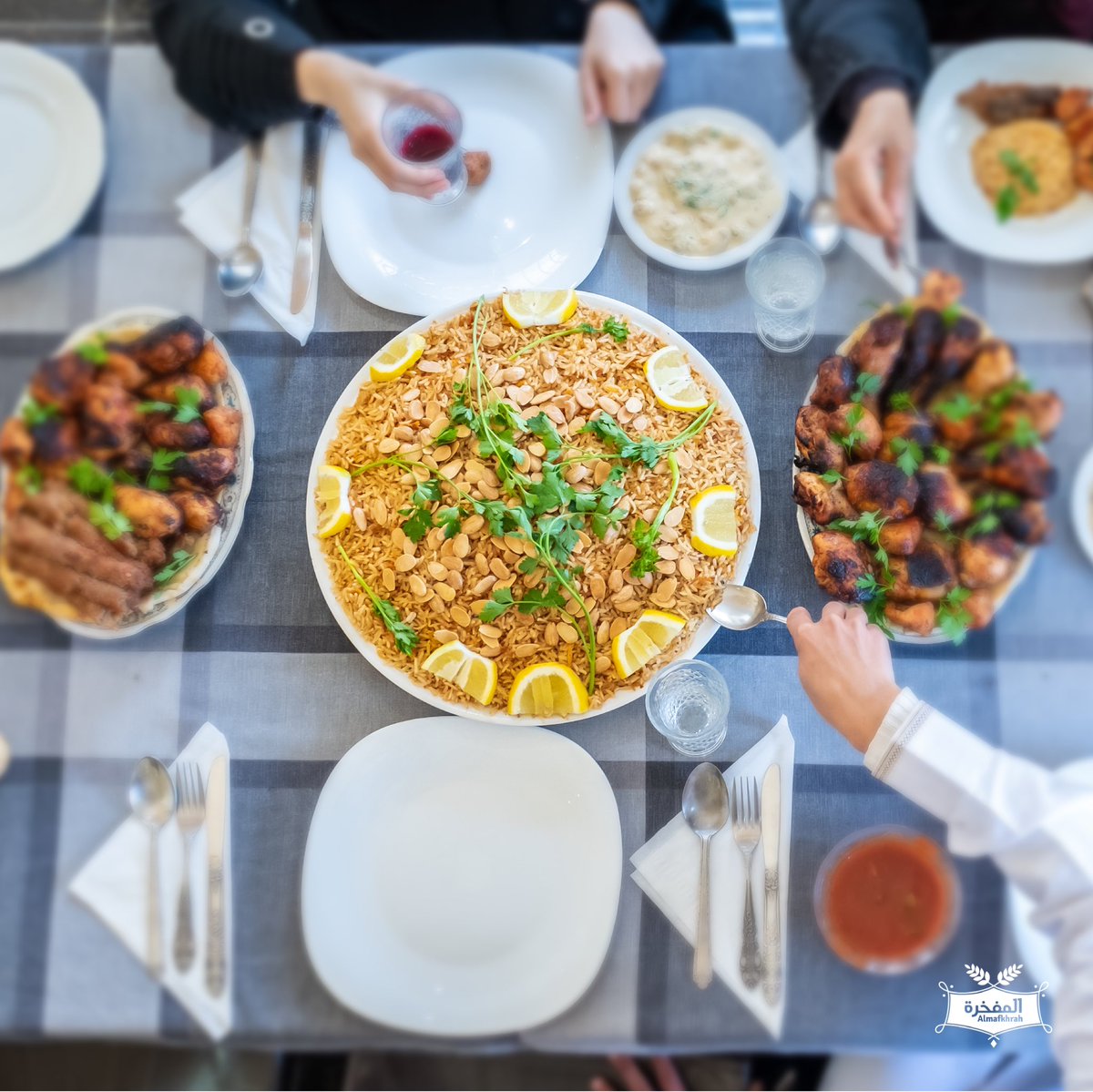 لمة يجمعها أرز المفخرة 🤩🍚

#أرز_المفخرة
#مفخرة_السفرة