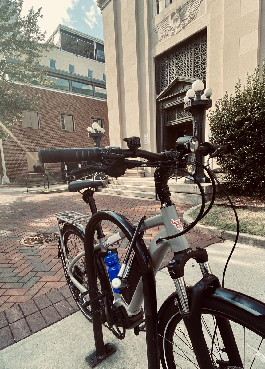 BikeDurham's tweet photo. Look, it’s a @CityofDurhamNC #BullEBike out in the wild! It’s not too late for downtown shift workers to apply! https://t.co/HmmuqcC55g @movesafedurham @DowntownDurham https://t.co/KWpN1EC767