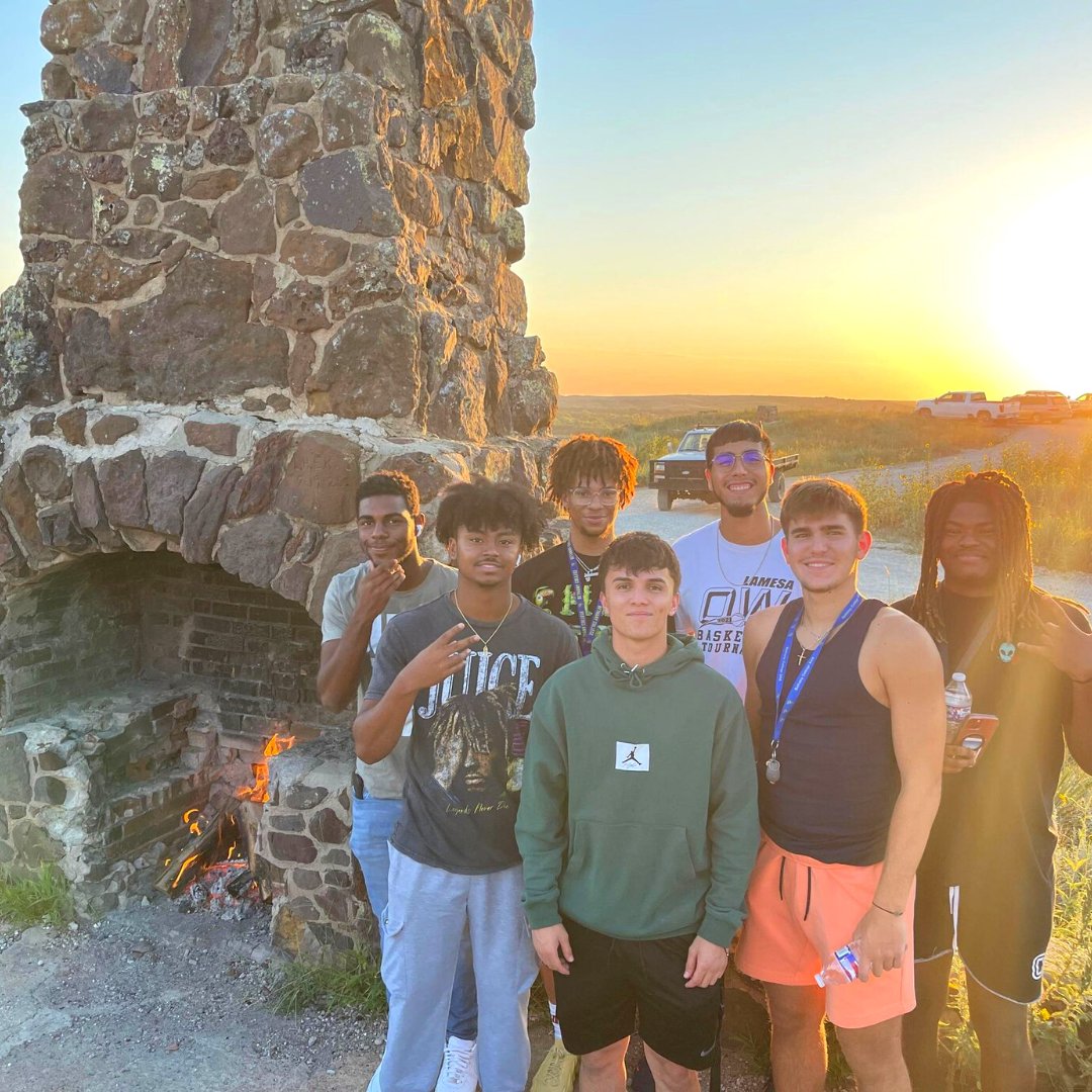 Bethany College had an awesome Labor Day Weekend, hosting a Coronado Heights Cookout Social for our students! 

Great place to make some great friends! 💙💛
#bethanycollegelbk #coronadoheights #coronado #lindsborglbk #lbk #social #college #ks #kansas #smores #swedeadmissions