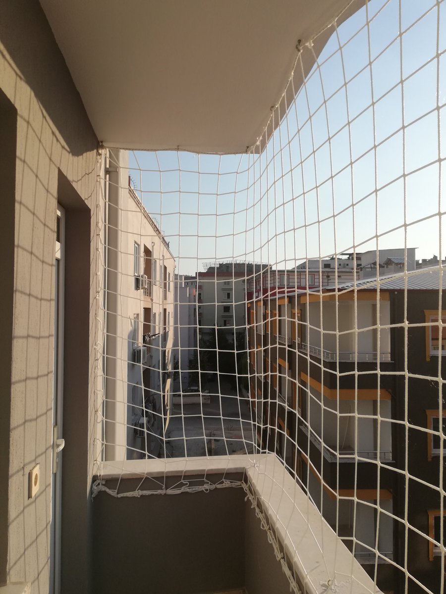 Osmaniyefile's tweet photo. İletişim 0539 390 63 42 Osmaniye file. Fakıuşaği mahallesinde yapmiş olduğumuz Balkon çocuk güvenlik filesi uygulamamız.
#osmaniye #bahçe #düziçi #ceyhan #erzin #dörtyol #toprakkale #adana #hatay #kozan #kadirli #file #follow #kids #cats #balkonfilesi #kedi #güvenlik https://t.co/1VIFV1jMjv