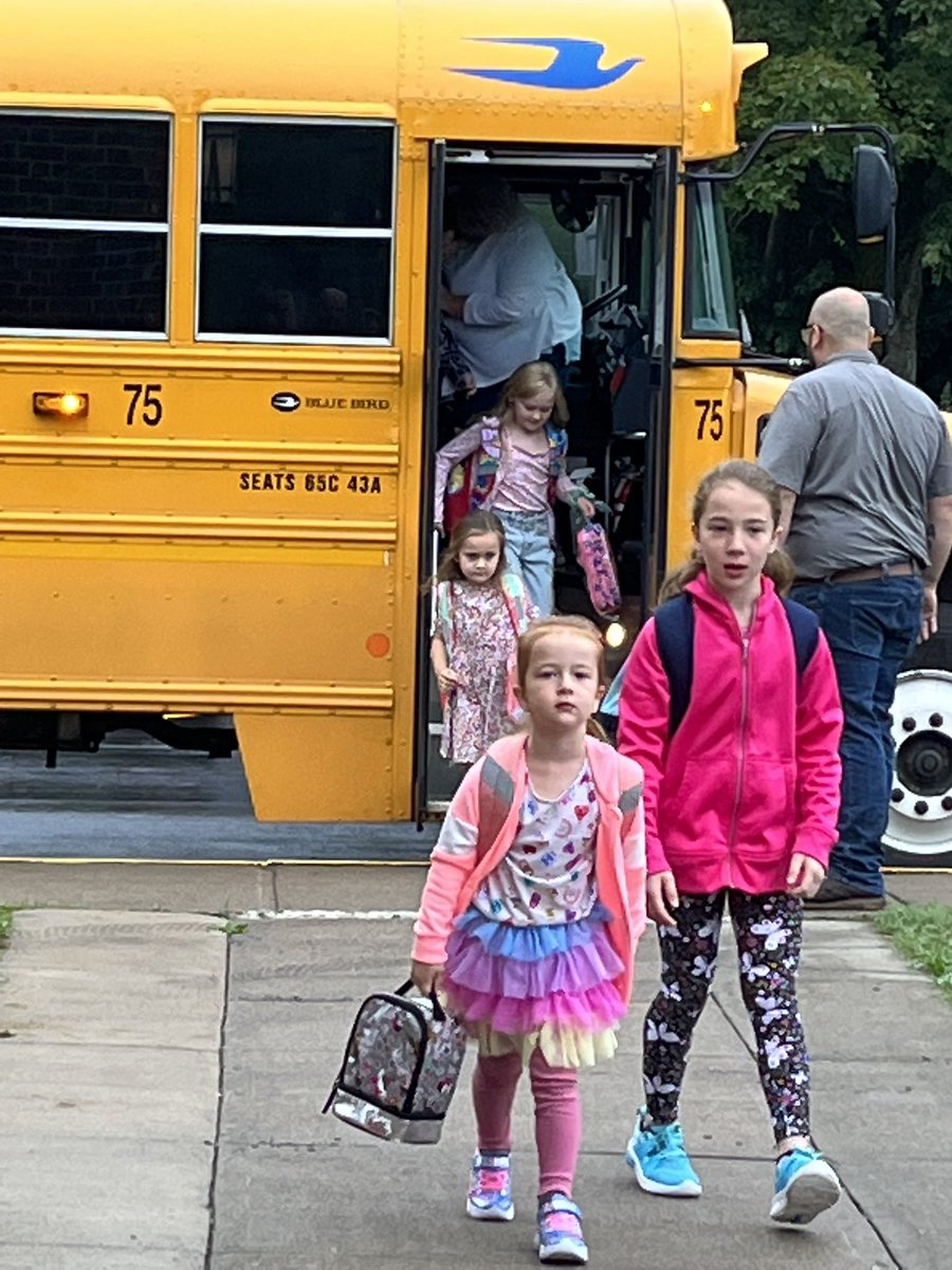 WyomingCSD's tweet photo. Great first day at WCS!! https://t.co/UMbMEDiOU3