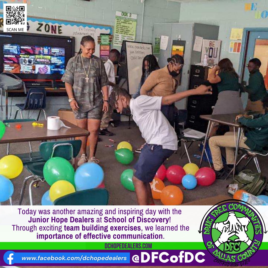 DFCofDC's tweet photo. Today was another amazing and inspiring day with the Jr. Hope Dealers @SchoolDiscovery 💜💚💜💚
Through exciting #teambuildingexercises, we learned the importance of listening and #effectivecommunication. #TodayWasAGoodDay #DrugFreeCommunities #DrugFreeLikeMe @DrugFreeAmerica https://t.co/BBarTjskCY