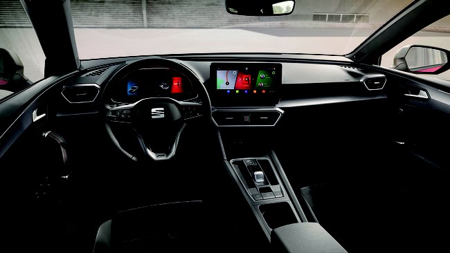 gordosalvolante's tweet photo. ¿Se quedaron con ganas de un GTI? Pues @SEAT_Mexico tiene la solución con el nuevo León FR 190. Motor 2.0 litros turbo con 190 hp, caja DSG de 7 y suspensión trasera independiente por $572,000. ¿Les parece una buena opción?
#seat #seatleon #leonfr #autos #cars #gordosalvolante https://t.co/5ydjCWWnkz