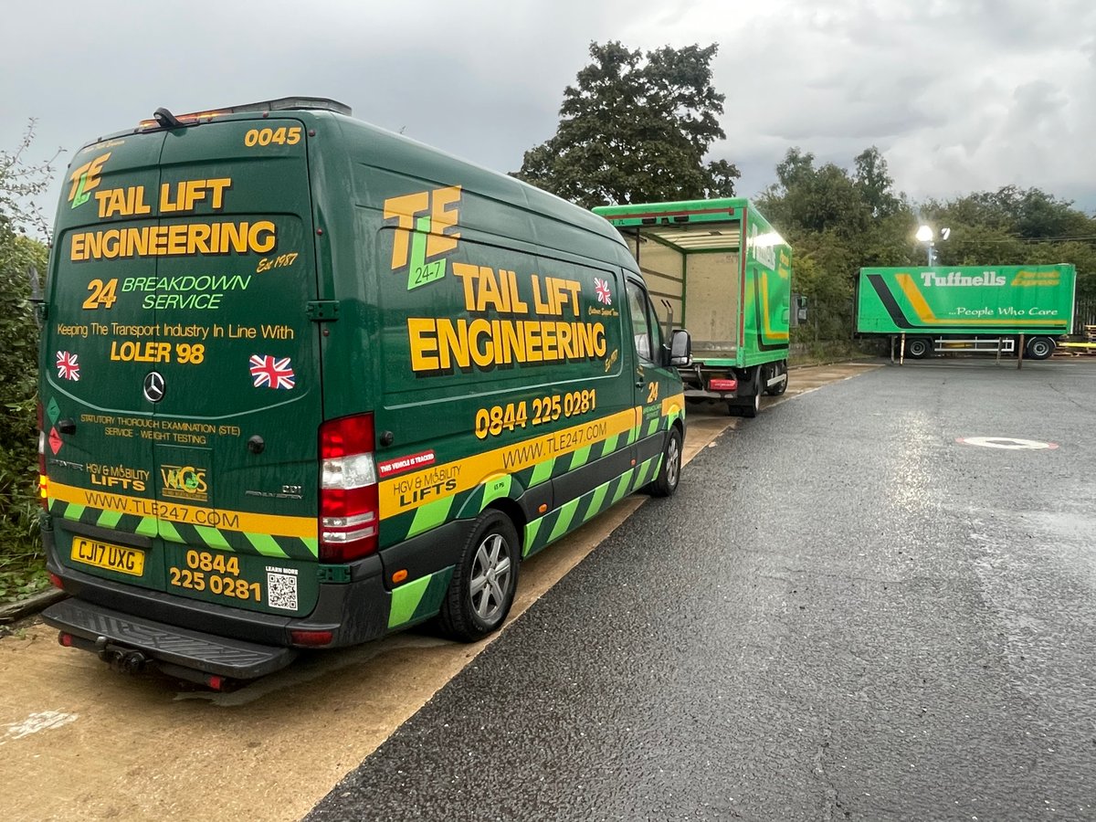 TLE247's tweet image. Shutter doors, tail lifts, moving decks or demount bodies…. Whatever it is, wherever it is and no matter what the problem may be, just call our 24 hour customer support team for help, advice or to arrange for an engineer visit - 0844 225 0281 #taillift #breakdown #loler #24hour
