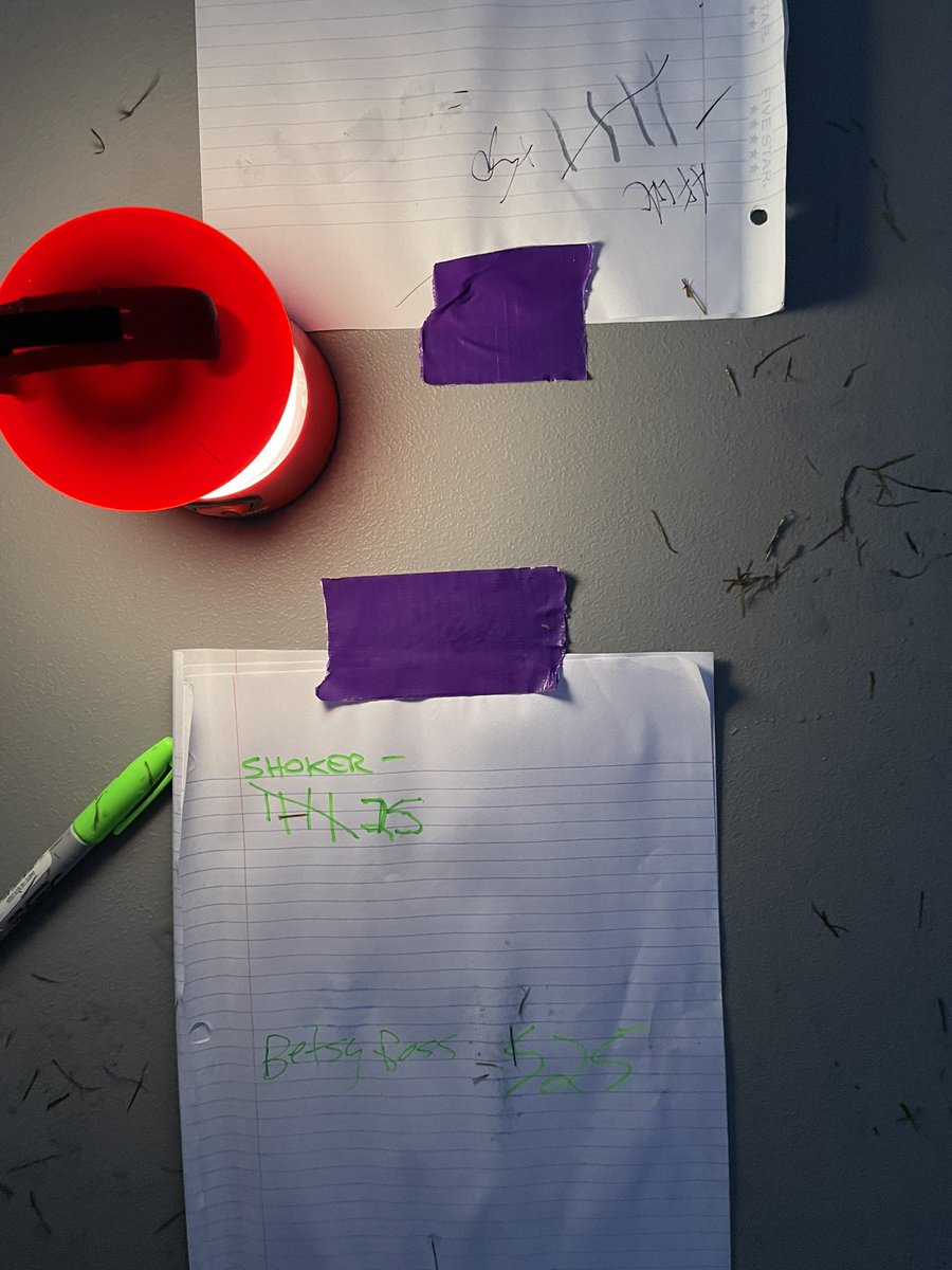 BBassLSU's tweet photo. W1 Setup

- 2 sets of squares with light up cones 🏮
- Table, pens, and paper for tracking rounds/reps 📝
- IPad for round timer ⏱
- Speaker for motivational tunes 🎶 https://t.co/SQXgQ6KxZm