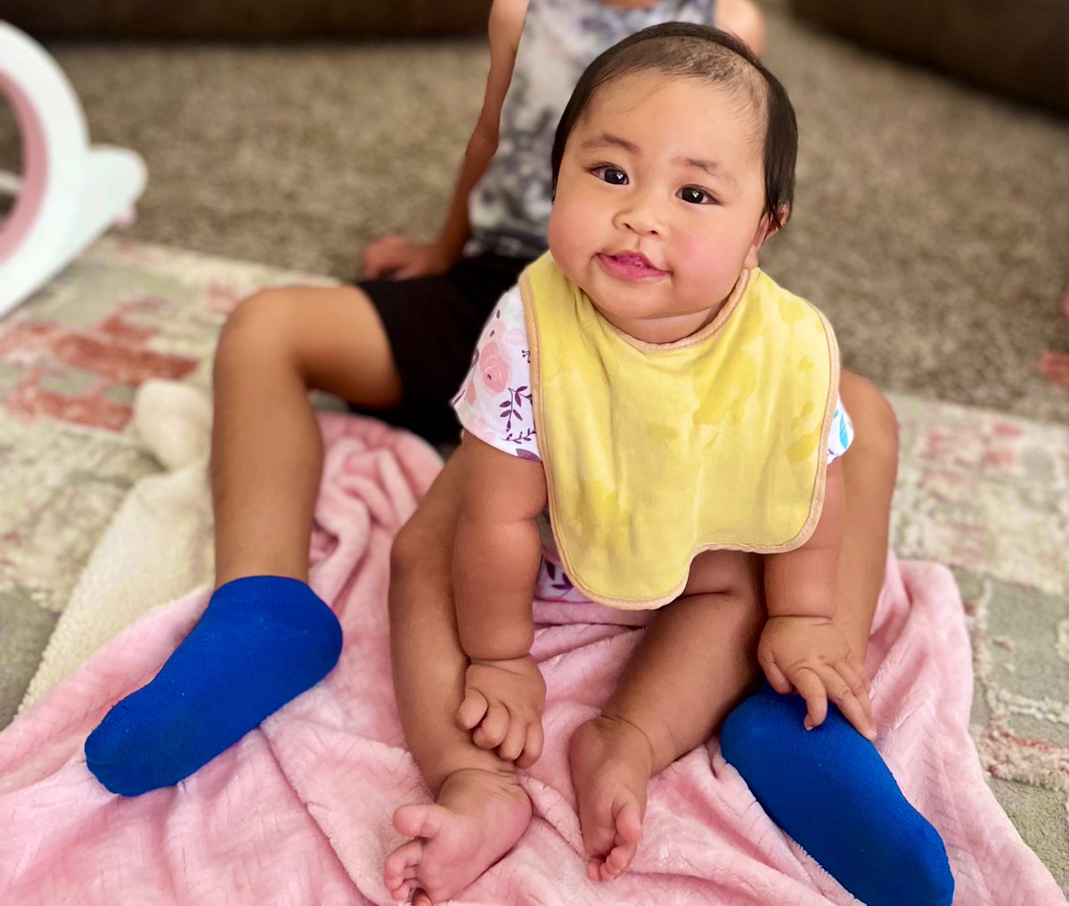 wduptonia's tweet photo. Look at our little human 🥺😍💛 @Iosiav https://t.co/2ZmHZavntr
