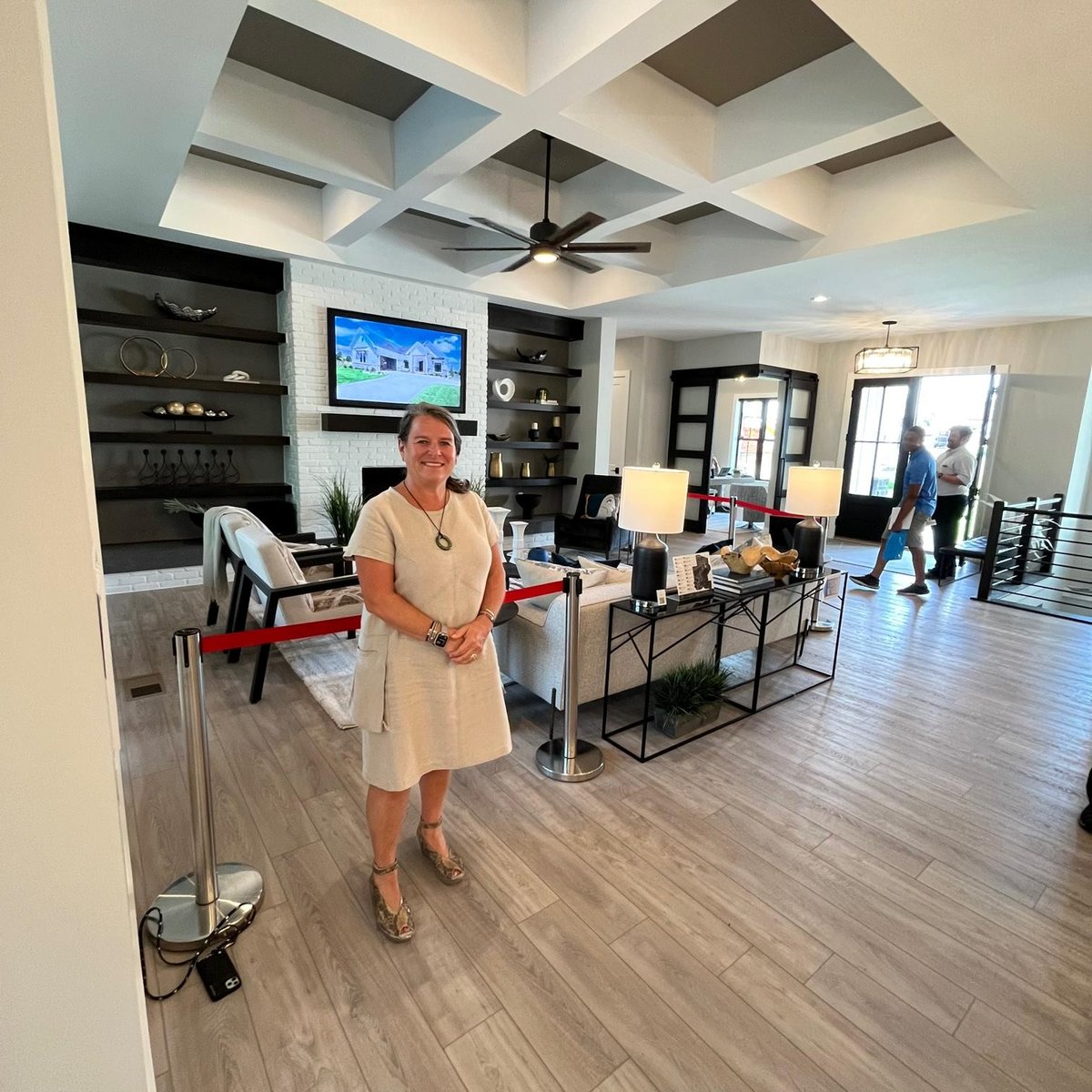NLFBank's tweet photo. It's Realtor Day at @Homearama and we bumped into some of our favorite interior designers, Jo Potvin from @Designtomarket and Christine Kommer from @digshome!  We loved meeting all the realtors and checking out the gorgeous homes! #Cincyfurniturebank #Homearama #Design https://t.co/yPbB3KGKVP