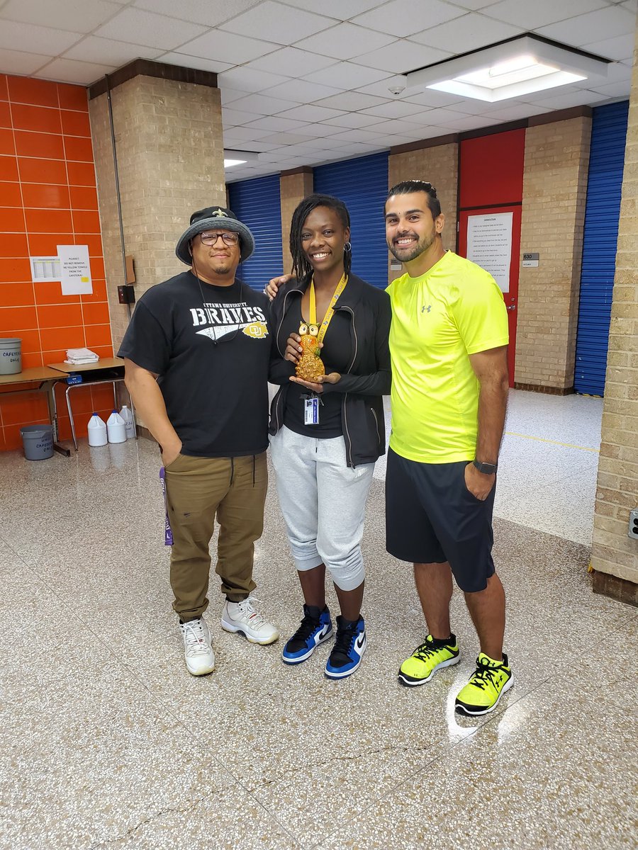 PrincipalDuncan's tweet photo. Congratulations to our August @OlleMightyOwls Teachers of the Month! 🎉👏🏽🏅 https://t.co/XPjoxBHclr
