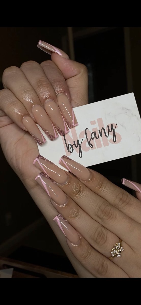 xofvny's tweet photo. Hi ladies I’m a home based nail artist located in Fort Worth, Tx. Im looking to build my clientele therefore I’ll be doing $40 sets all of September ❤️‍🔥 
I would really appreciate if you guys would like or RT this post my next client could be on your timeline ✨ https://t.co/oeNccUTdWL