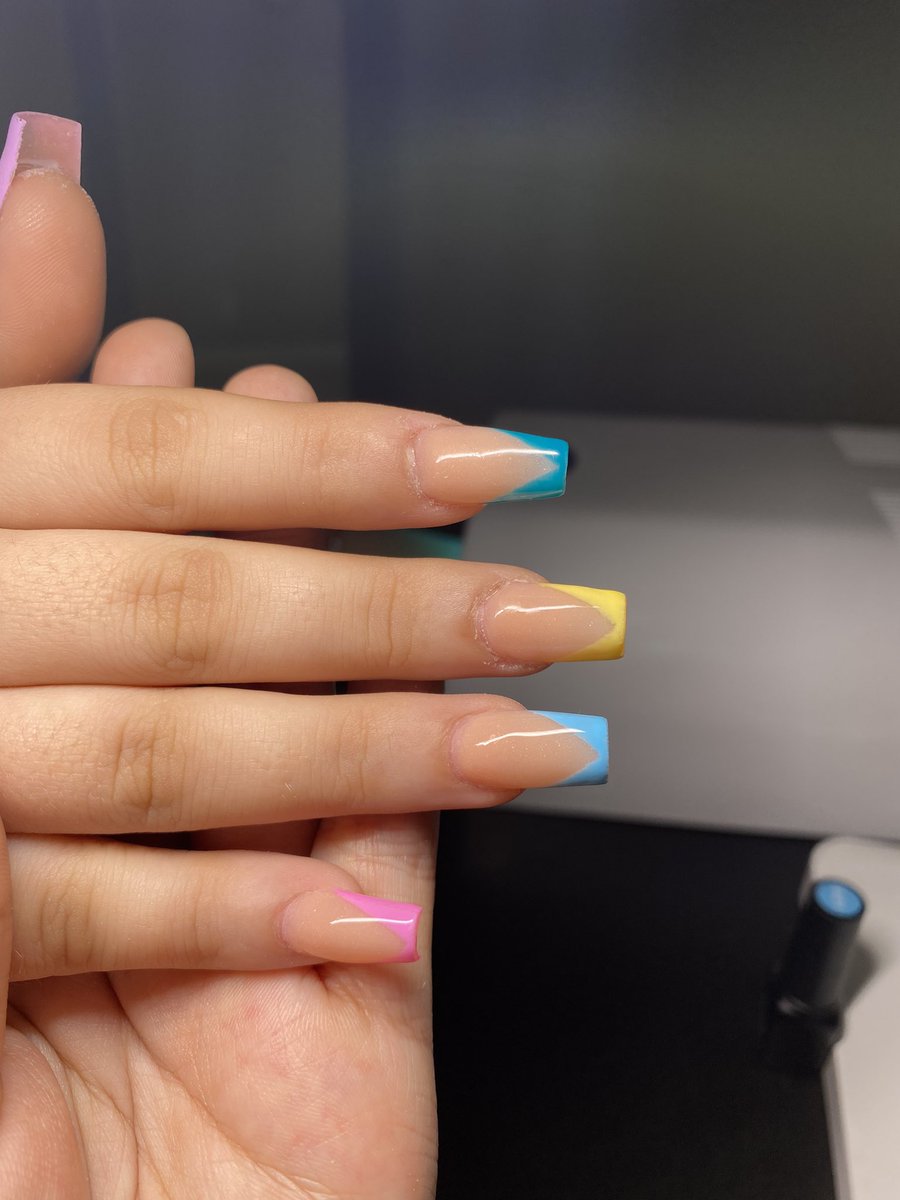 xofvny's tweet photo. Hi ladies I’m a home based nail artist located in Fort Worth, Tx. Im looking to build my clientele therefore I’ll be doing $40 sets all of September ❤️‍🔥 
I would really appreciate if you guys would like or RT this post my next client could be on your timeline ✨ https://t.co/oeNccUTdWL