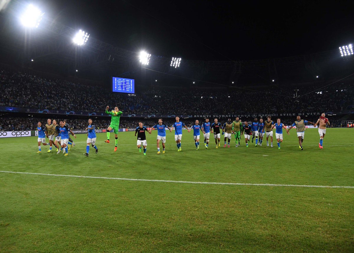 sscnapoli's tweet photo. 🔥 𝚆𝙷𝙰𝚃 𝙰 𝙽𝙸𝙶𝙷𝚃 🔥

💙 #ForzaNapoliSempre https://t.co/LGRHMahBJl