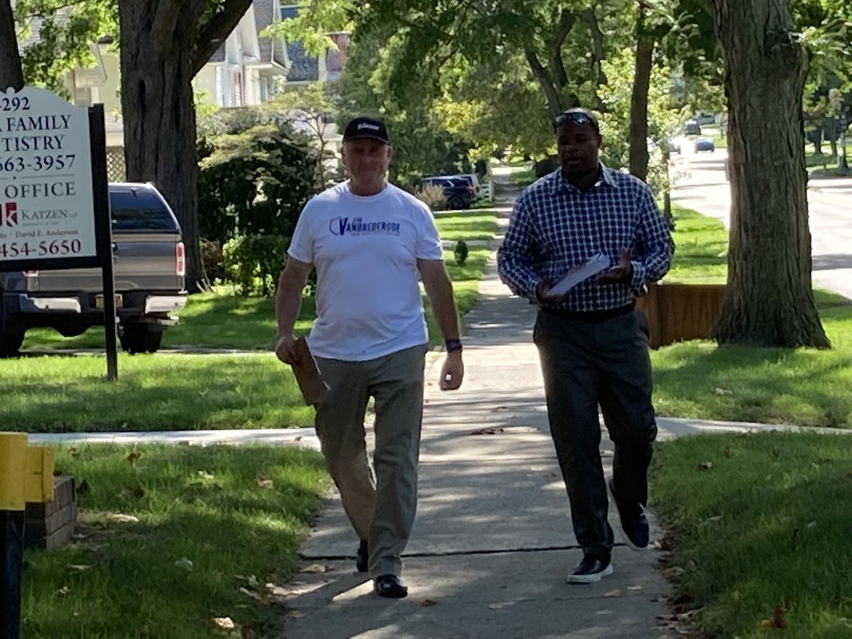 LaRon4Congress's tweet photo. This afternoon, I went door-to-door with Jim VanBrederode in Rochester’s northwest neighborhoods telling residents about my campaign and why they should vote for me. Residents voiced concerns about crime, quality of life, and affordability issues. It’s time for change. #LakeAve https://t.co/8QLFAw32g3