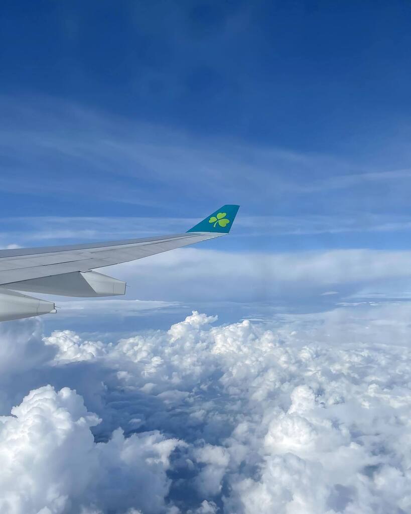 em_weir's tweet photo. What a joy it is to fly ✈️☁️ https://t.co/nkJq6T35cd