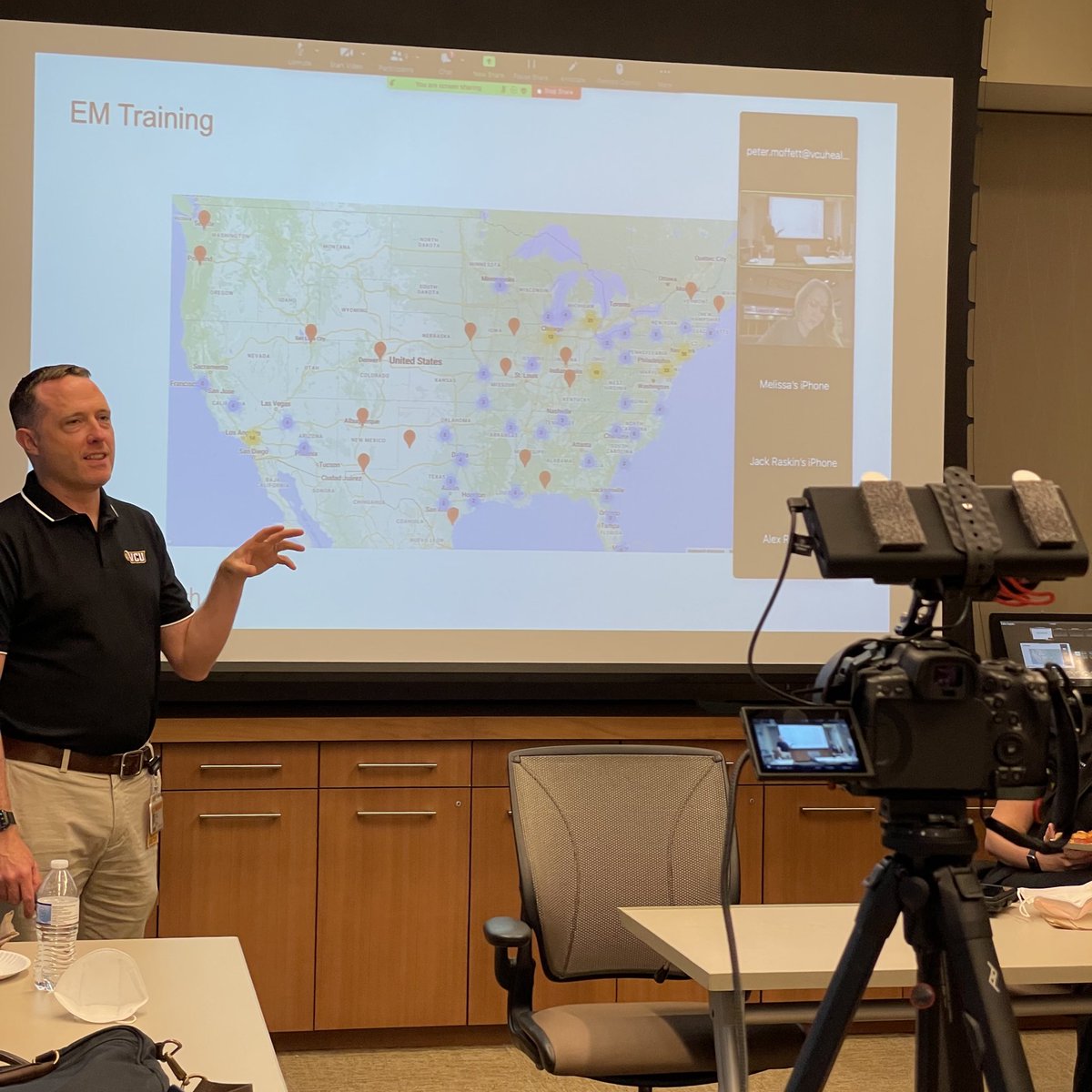 VCU EM Residency (@vcuem) on Twitter photo Pizza and residency application advising with our PD, Dr. Pete Moffett! Maybe we’ll call these sessions Pizza with Pete. <a href="/VCUHealth/">VCU Health</a> <a href="/emresidents/">emresidents</a> #EMBound #Match2023 Pizza and residency application advising with our PD, Dr. Pete Moffett! Maybe we’ll call these sessions Pizza with Pete. <a href="/VCUHealth/">VCU Health</a> <a href="/emresidents/">emresidents</a> #EMBound #Match2023