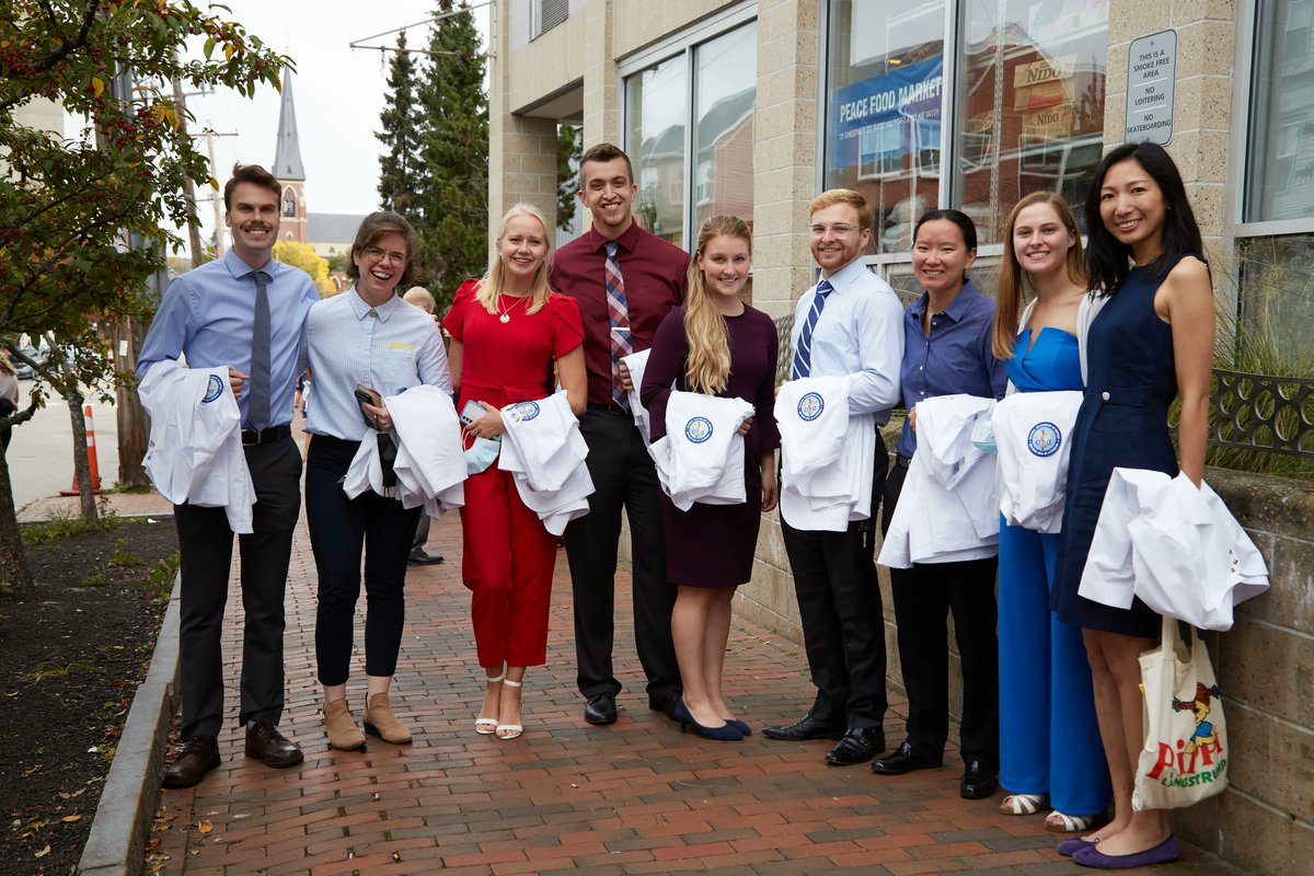 The 2022 UNE COM White Coat Ceremony will take place this Saturday, September 10th at the Merrill Auditorium. If you cannot join us in person for this event, you can virtually attend by watching the livestream on the COM Facebook page or the UNE website.