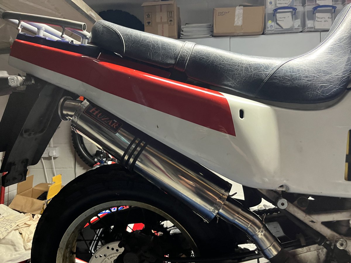 Motoadventure42's tweet photo. #Huzar exhaust fitted to the #Honda #RD03 #XRV650 #AfricaTwin this evening just waiting for the carbs back from ultra sounding  and hopefully I will be able to hear it in a day or so 😁😁😁👍🏼 https://t.co/zUdzCnUgR6