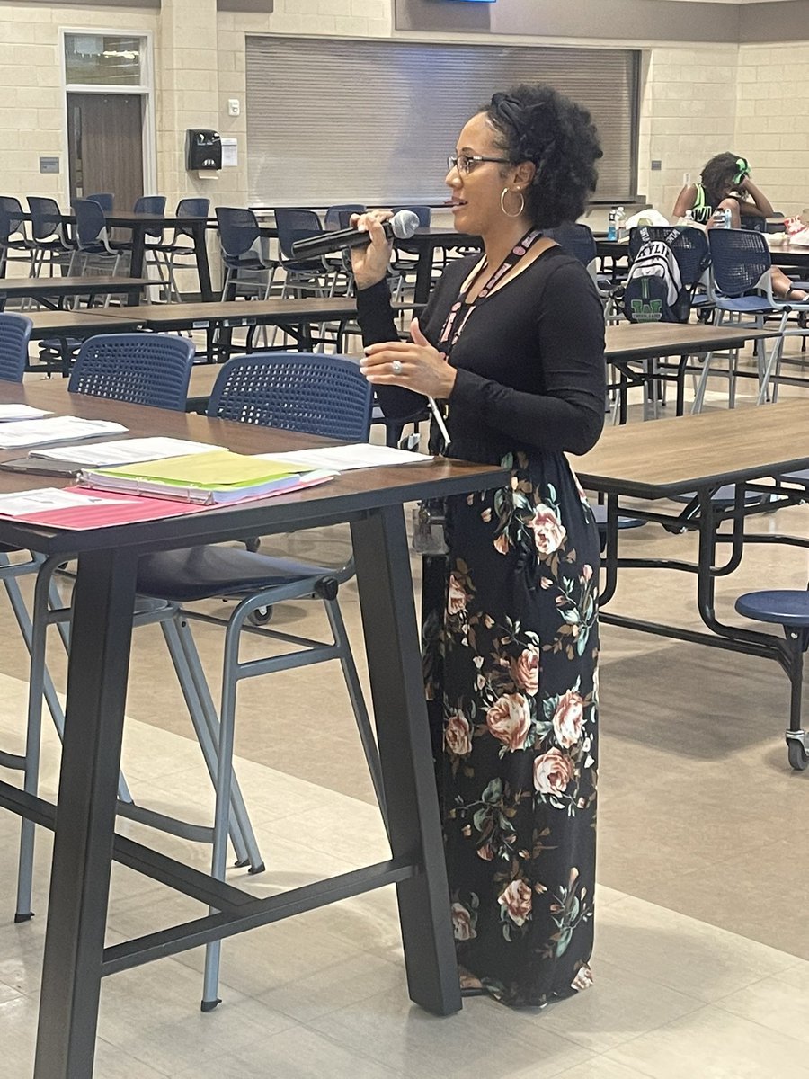 Jcm1st's tweet photo. Cafeteria full of interested leaders wanting to participate in, or serve in office for @WLMS_StuCo. @Mrs_White5 leading the charge! #alphaamazing #westlakewolves #leadingwell #wlmshumbleisd https://t.co/8a2JNjnJ8E
