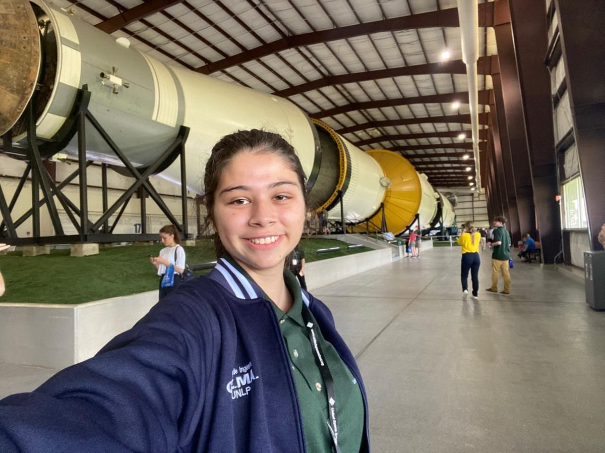 FilmusDaniel's tweet photo. Felicitaciones Avril Dengri, alumna de Ingeniería Aeroespacial de la Universidad Nacional de La Plata que participó en la NASA de un proyecto educativo para planificar una misión tripulada a Marte.

Que su determinación inspire a más jóvenes a elegir carreras que los/as desafíen. https://t.co/1KrITc9Q0k