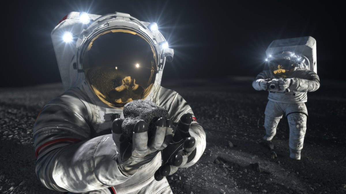 NASAArtemis's tweet photo. NASA has selected @Axiom_Space to deliver a moonwalking system including advanced spacesuits for #Artemis III, the mission that will land Americans on the surface of the Moon for the first time in over fifty years. https://t.co/CbWf4YcSuF https://t.co/d1mouJsU7o
