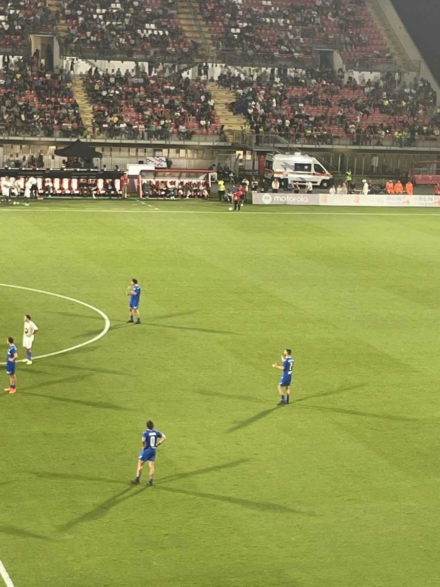 ac_colleoni's tweet photo. Migliore in campo @alecattelan #partitadelcuore  
Noi li solo per te 🫶🏻 https://t.co/bsPbl5oj8k
