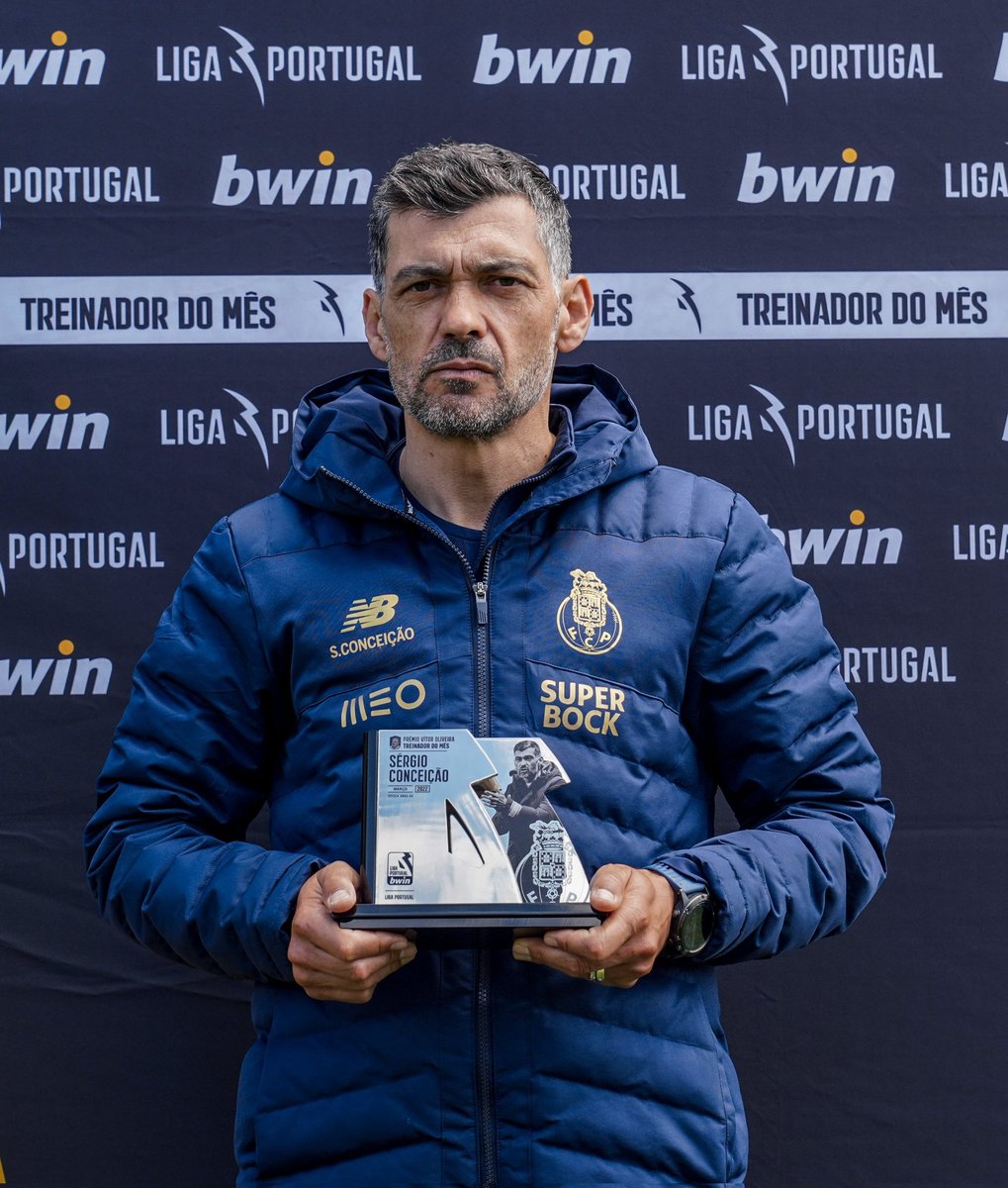 fcportofas19's tweet photo. Sérgio Conceição: 🎙"É um resultado completamente enganador. Merecíamos a vitória, o empate já era mau."

#FCPorto #UCL #ATMFCP https://t.co/AWINIiwyM5