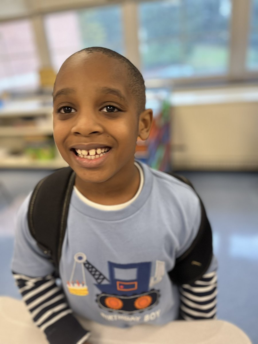 MrsDonohueEF's tweet photo. There’s no #1stDayJitters here❗️Room 124 had a #terrifictiger day seeing old friends & welcoming new ones too 🥰 who knew day 1 could be so much fun 📚✏️📓#onesuffern #firstdayofschool #newfriends @CherryLaneES @SuffernCSD https://t.co/OHCpffXut4