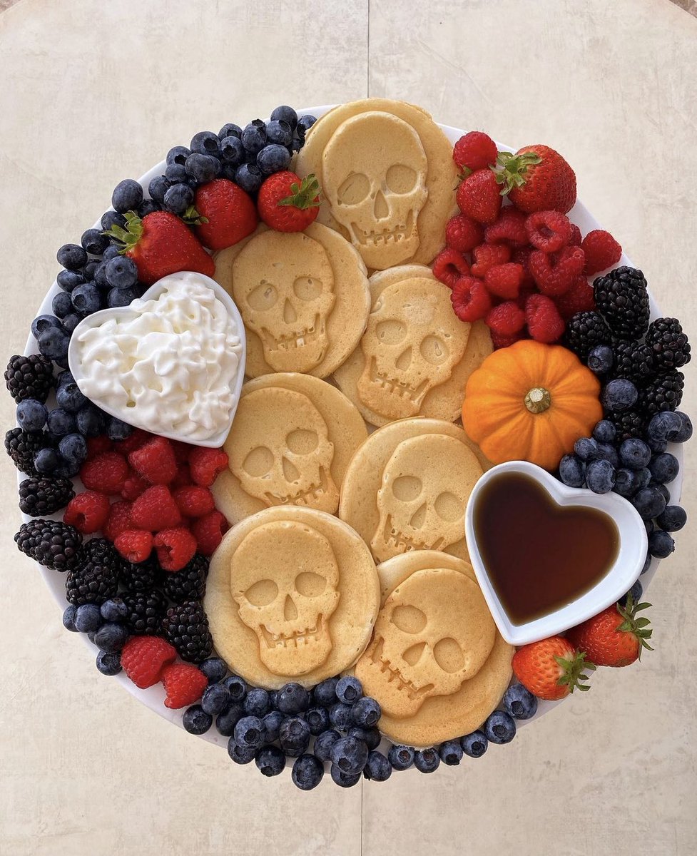 spooky waffles that i made last year !!! 🥹