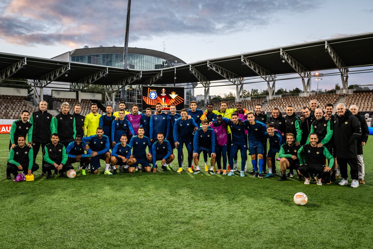 Real Betis Balompié 🌴💚 tweet media