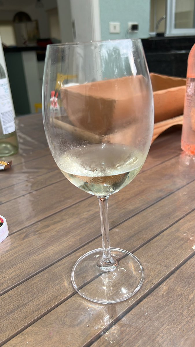 alinedct's tweet photo. Time to relax https://t.co/29Tb7nEP5x