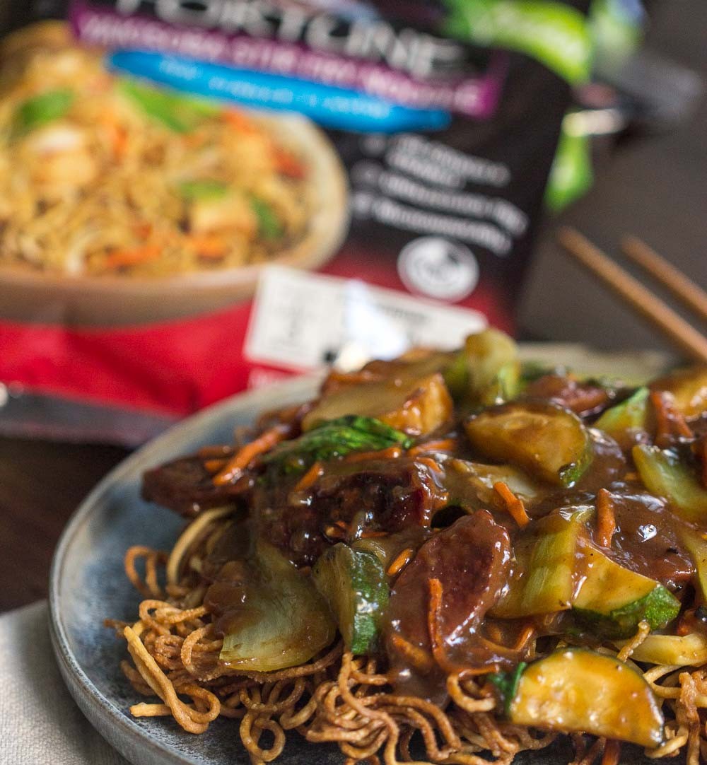 JSL_Foods's tweet photo. Break out the frying pans, the new school year is here! We're making back to school dinners easier with #NoodleLoveDinners from Fortune! Beef and veggie soba noodle stir fry, hot &amp; spicy chicken noodle stir fry and Hong Kong style crispy noodles are 3 of our favorites! https://t.co/k7O6c9MTzI