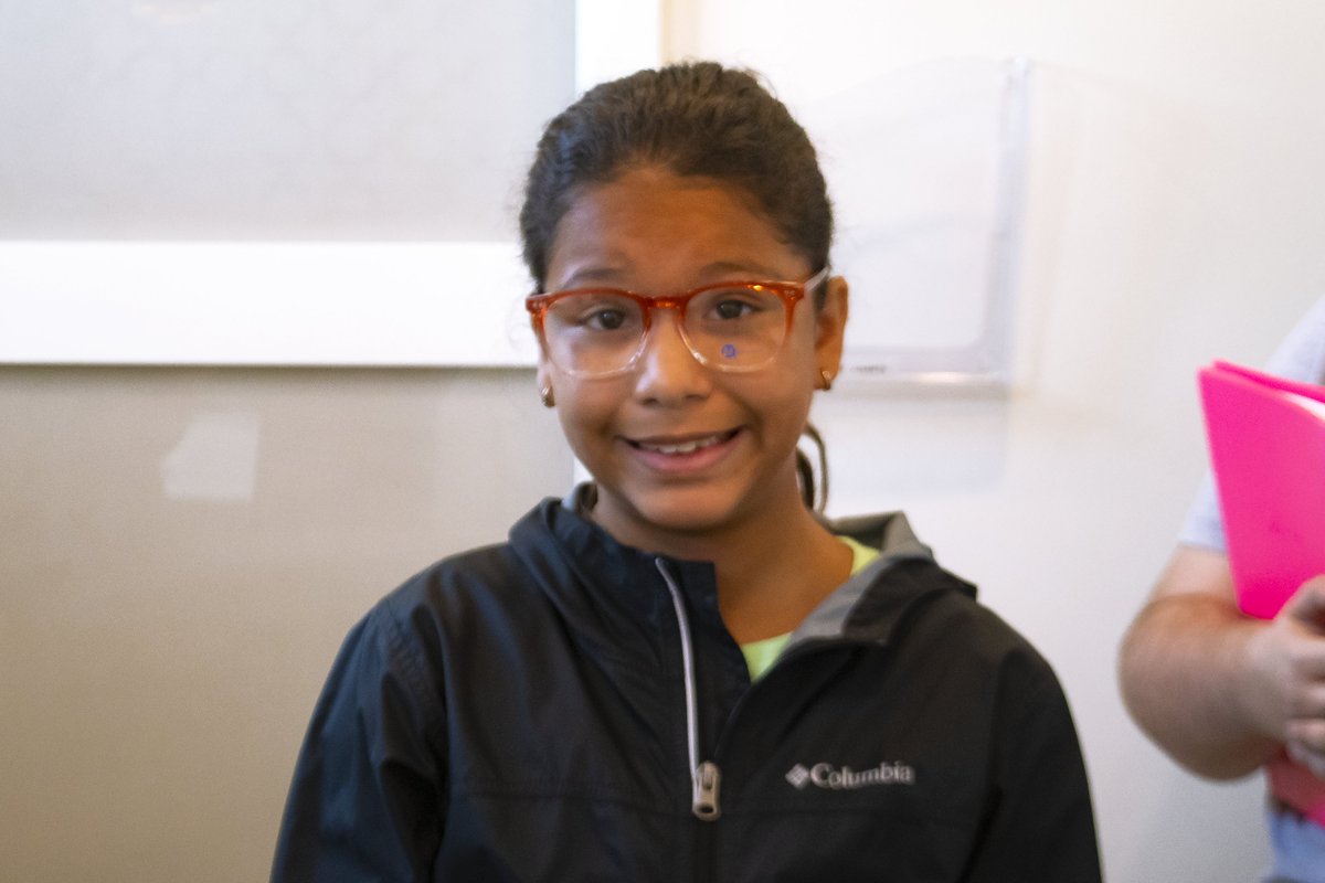 ELGINISD_EE's tweet photo. We wish to thank nonprofits @ciscentraltx and @HalfHelen  for providing vision exams to Elgin Elementary students today. The mobile vision clinic will be at @ELGINISD_BTW and @ELGINISD_NEIDIG later this week. Exams are provided for free to students who failed vision screeners. https://t.co/dttv2b6z6i