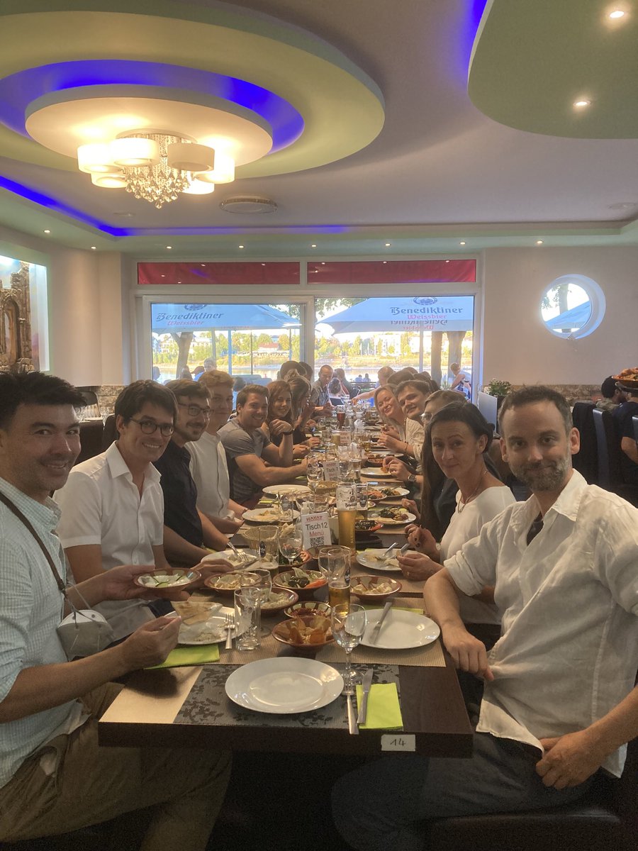 essem_info's tweet photo. #ESSEM2022 dinner party! https://t.co/LKSjGVGAMv