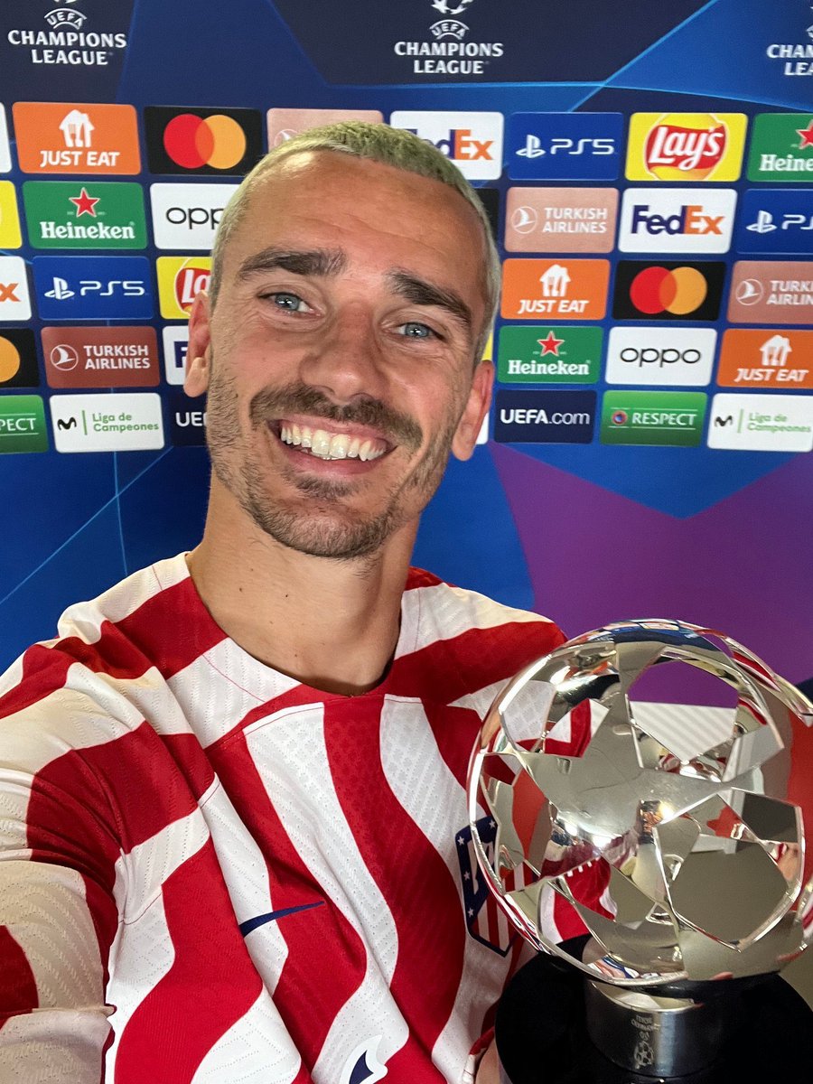 DynamitSports's tweet photo. Grizou est élu Man Of The Match après avoir délivré l’Atletico. 🇫🇷⭐️

ON STREEEEAAMMM !!! ❤️🤍❤️🤍

#ATMFCP | #UCL | #Atleti | #Griezmann https://t.co/dRdm7muZPa