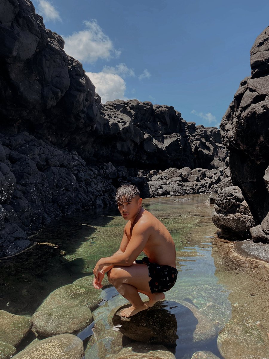 yourfriendandre's tweet photo. my new favorite place 
#kauai #hawaii https://t.co/hjeckmwoSe
