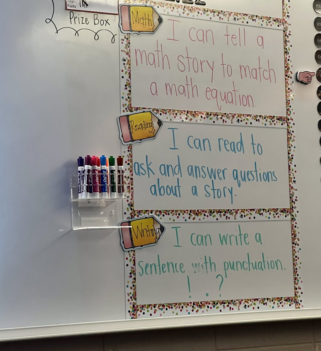 OlatheTomahawk's tweet photo. Loved being in this 1st grade room today. They were learning about “organizing a ten frame” I looked around and saw the organization and structure throughout the room. Students know what’s expected and are set up for success! Great job @MrsPenner #OPSfortheirfuture https://t.co/K2ZrDw23fB